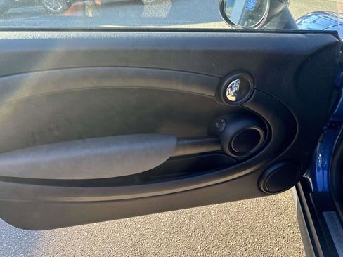 Used 2012 MINI Cooper Hardtop image 17