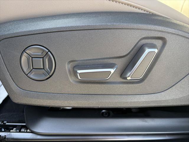 New 2026 Audi Q3 quattro 2.0T AWD/4WD image 11