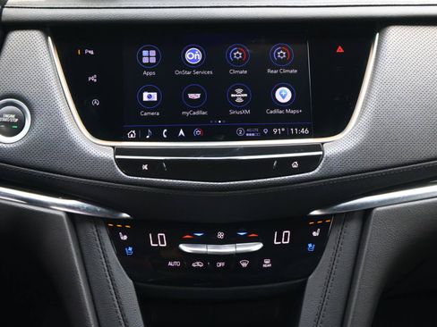 Used 2024 Cadillac XT5 Premium Luxury w/ Technology Package FWD image 16