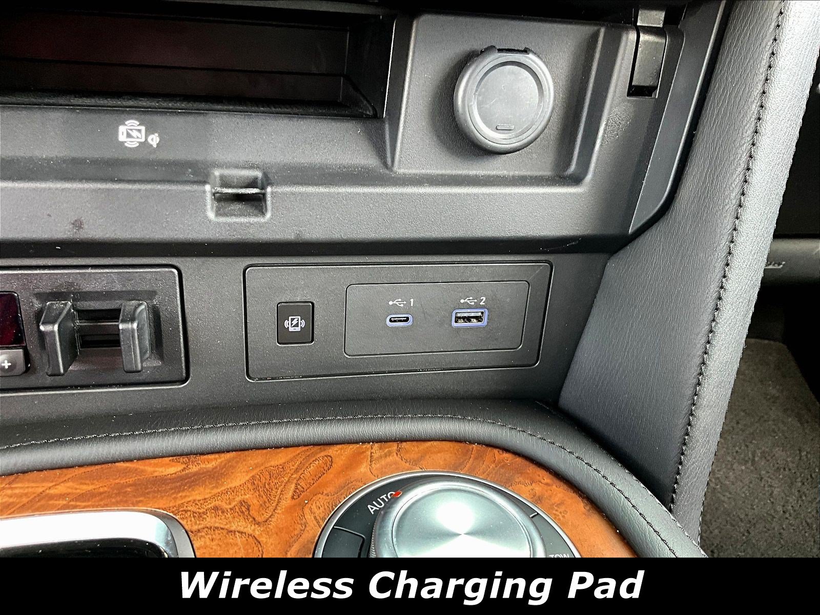 Used 2023 Nissan Armada SL w/ Captain's Chairs Package AWD/4WD image 16