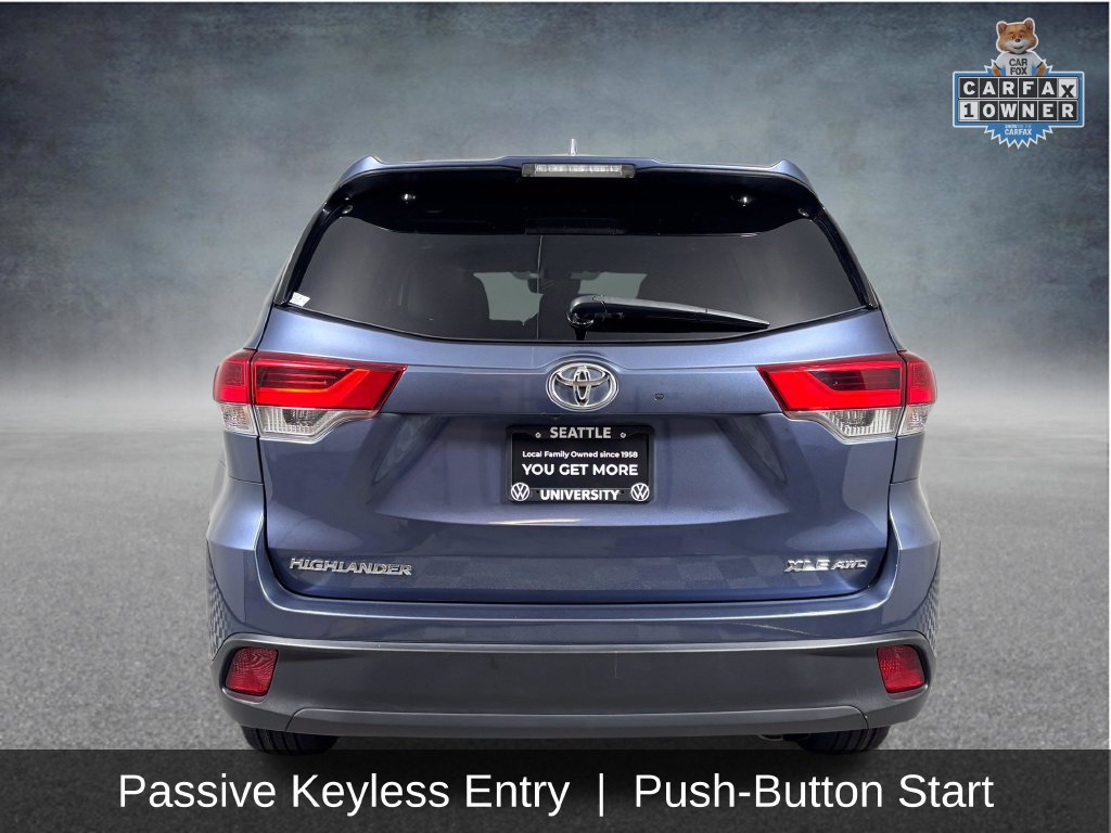 Used 2019 Toyota Highlander XLE AWD/4WD image 8