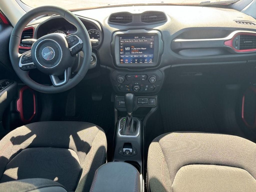 Used 2023 Jeep Renegade Trailhawk w/ Sun/Sound Group AWD/4WD image 11
