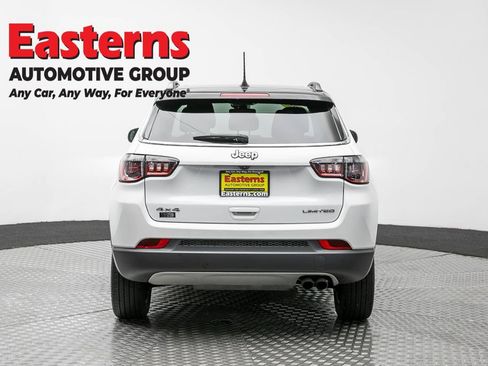 Used 2022 Jeep Compass Limited w/ Sun and Sound Group AWD/4WD image 6