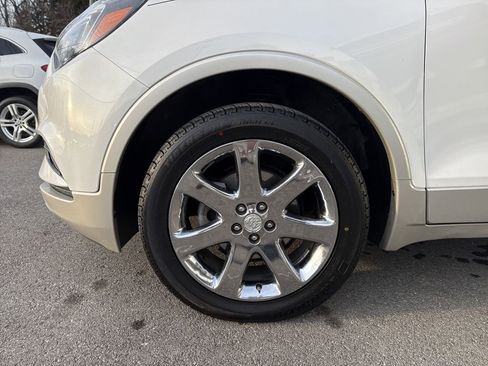 Used 2018 Buick Encore Essence w/ Experience Buick Package image 9