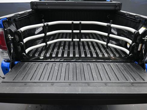 Used 2020 Toyota Tacoma SR5 image 10