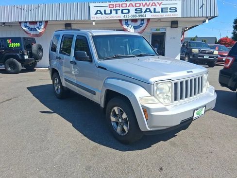 Used 2008 Jeep Liberty Sport AWD/4WD image 3