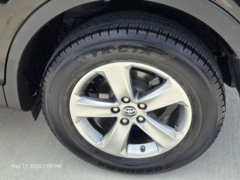 Used 2015 Toyota RAV4 XLE FWD image 12