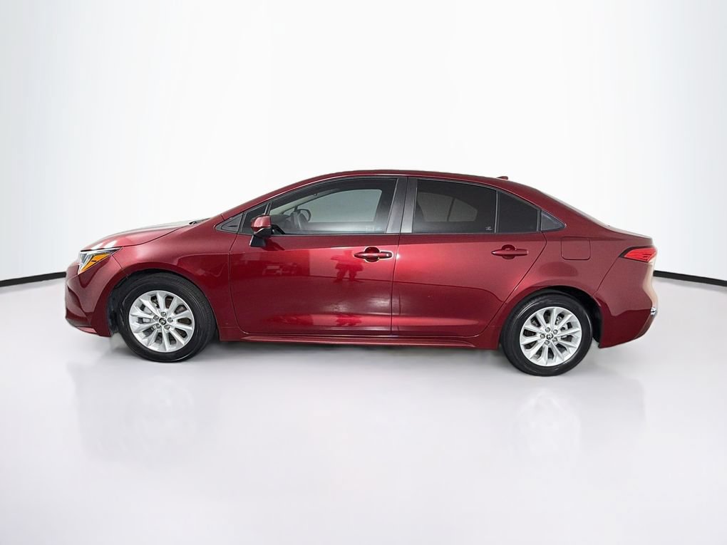Used 2022 Toyota Corolla LE w/ LE Convenience Package FWD image 6