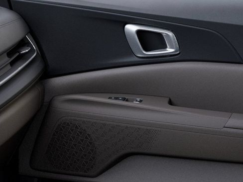 New 2026 Kia Carnival EX FWD image 25