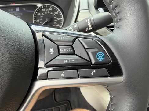 Used 2023 Nissan Altima 2.5 SL AWD/4WD image 13