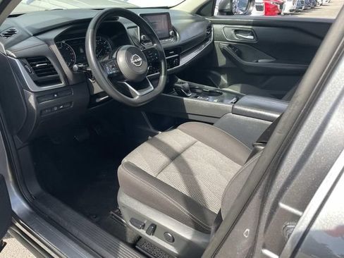 Used 2024 Nissan Rogue SV FWD image 20