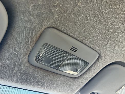 Used 2010 Toyota Corolla LE image 22