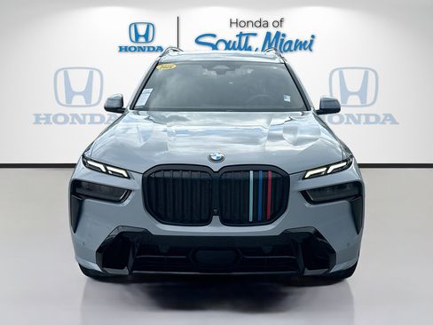 Used 2025 BMW X7 xDrive40i w/ M Sport Package image 2