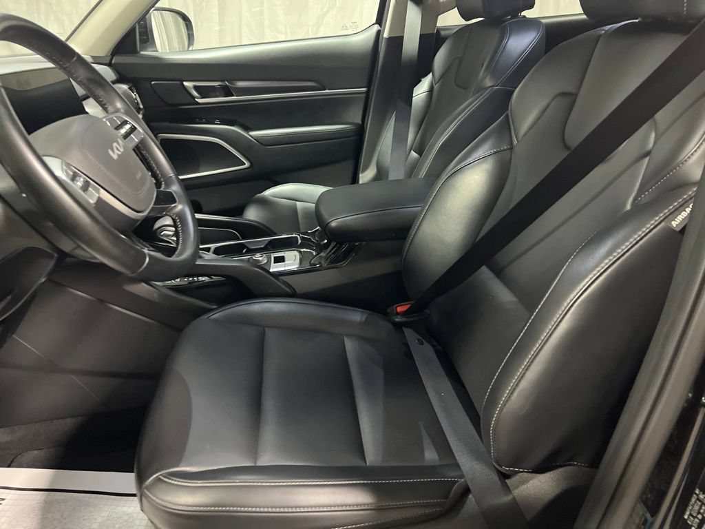 Used 2025 Kia Telluride S FWD image 23