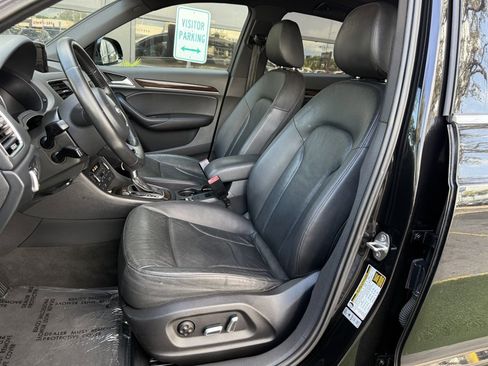 Used 2016 Audi Q3 2.0T Premium Plus w/ Technology Package image 12