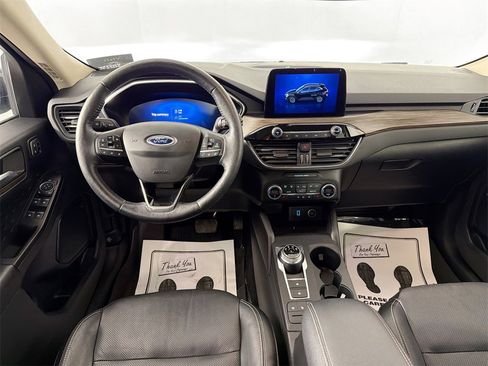 Used 2020 Ford Escape Titanium image 21