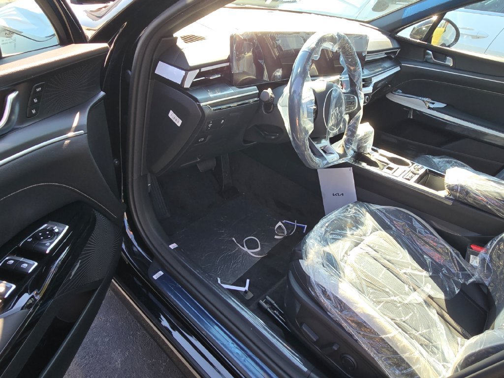 New 2027 Kia K5 GT-Line w/ GT-Line Premium Package AWD/4WD image 6