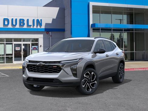 New 2026 Chevrolet Trax RS w/ Sunroof Package image 7