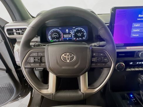 New 2025 Toyota Tacoma TRD Off-Road image 17