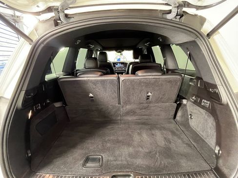Used 2023 Mercedes-Benz GLS 450 4MATIC image 15