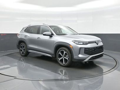 New 2026 Volkswagen Tiguan SE