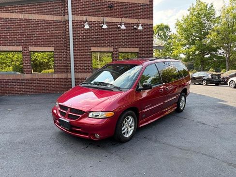 Used 1999 Dodge Grand Caravan SE FWD image 2