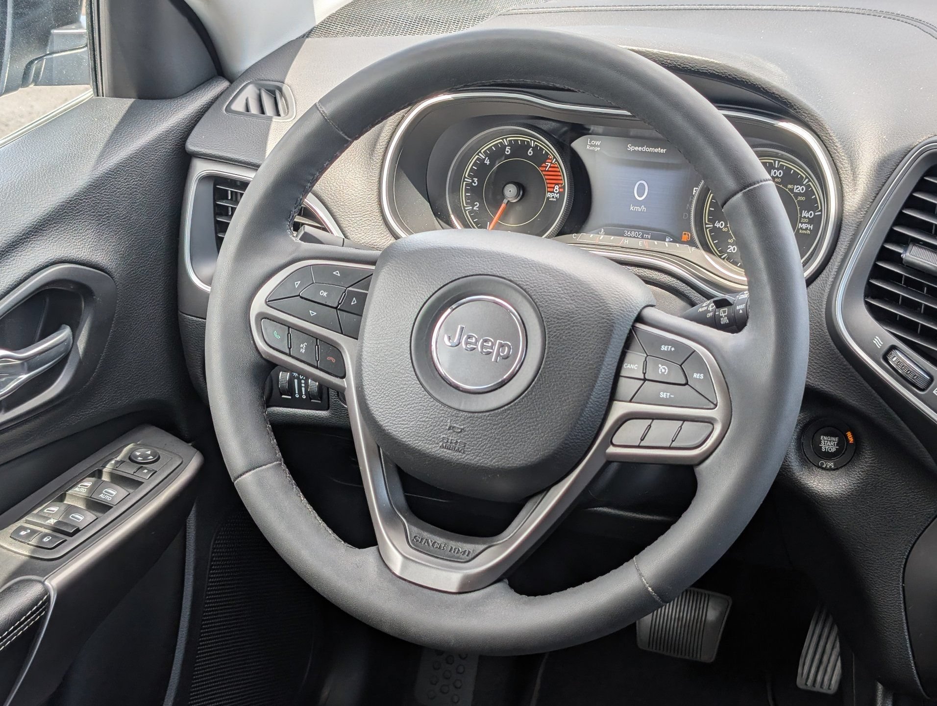 Used 2022 Jeep Cherokee Latitude Lux w/ Sun & Sound Group FWD image 15