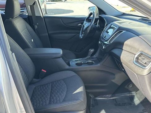Used 2019 Chevrolet Equinox LT image 19