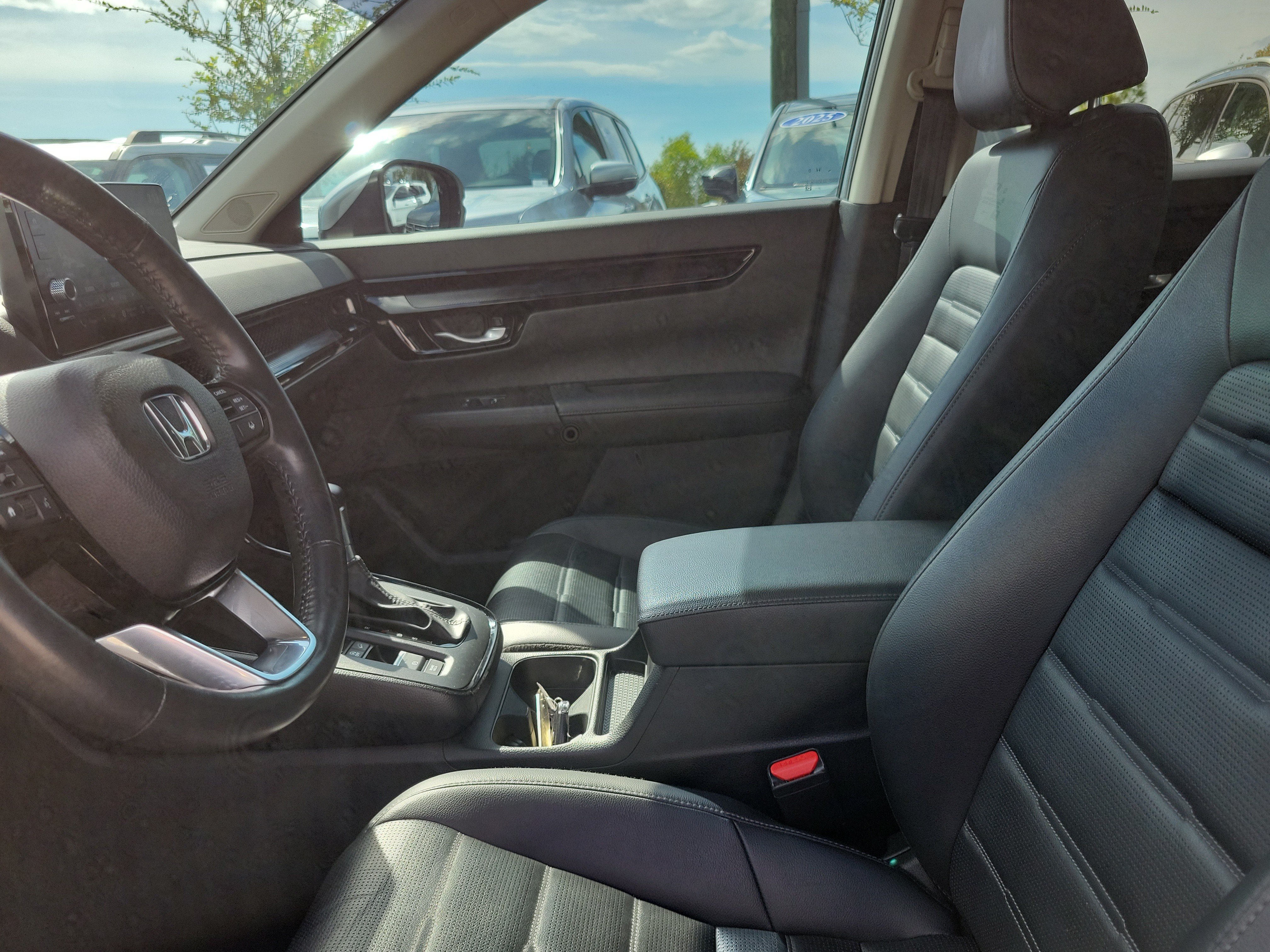 Used 2024 Honda CR-V EX-L image 25