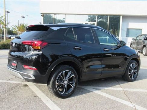 Used 2022 Buick Encore GX Select image 6