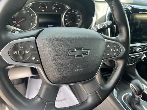 Used 2023 Chevrolet Traverse RS w/ LPO, Floor Liner Package AWD/4WD image 10