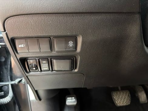 Used 2019 Nissan Armada SV w/ Driver Package RWD image 23