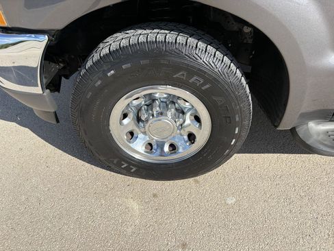 Used 2004 Ford F250 XLT RWD image 8
