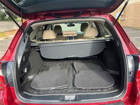 Used 2015 Subaru Outback 2.5i Limited image 20