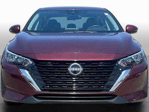 Used 2025 Nissan Sentra SV FWD image 3