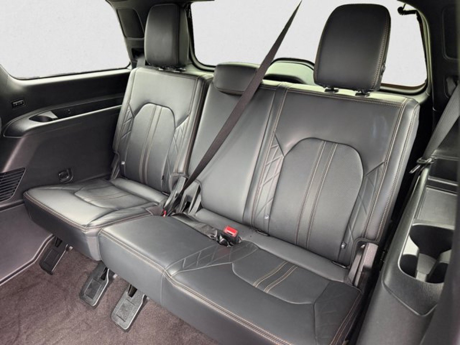 Used 2023 Ford Expedition Platinum AWD/4WD image 19
