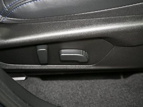 Used 2025 Subaru Forester Limited AWD/4WD image 65