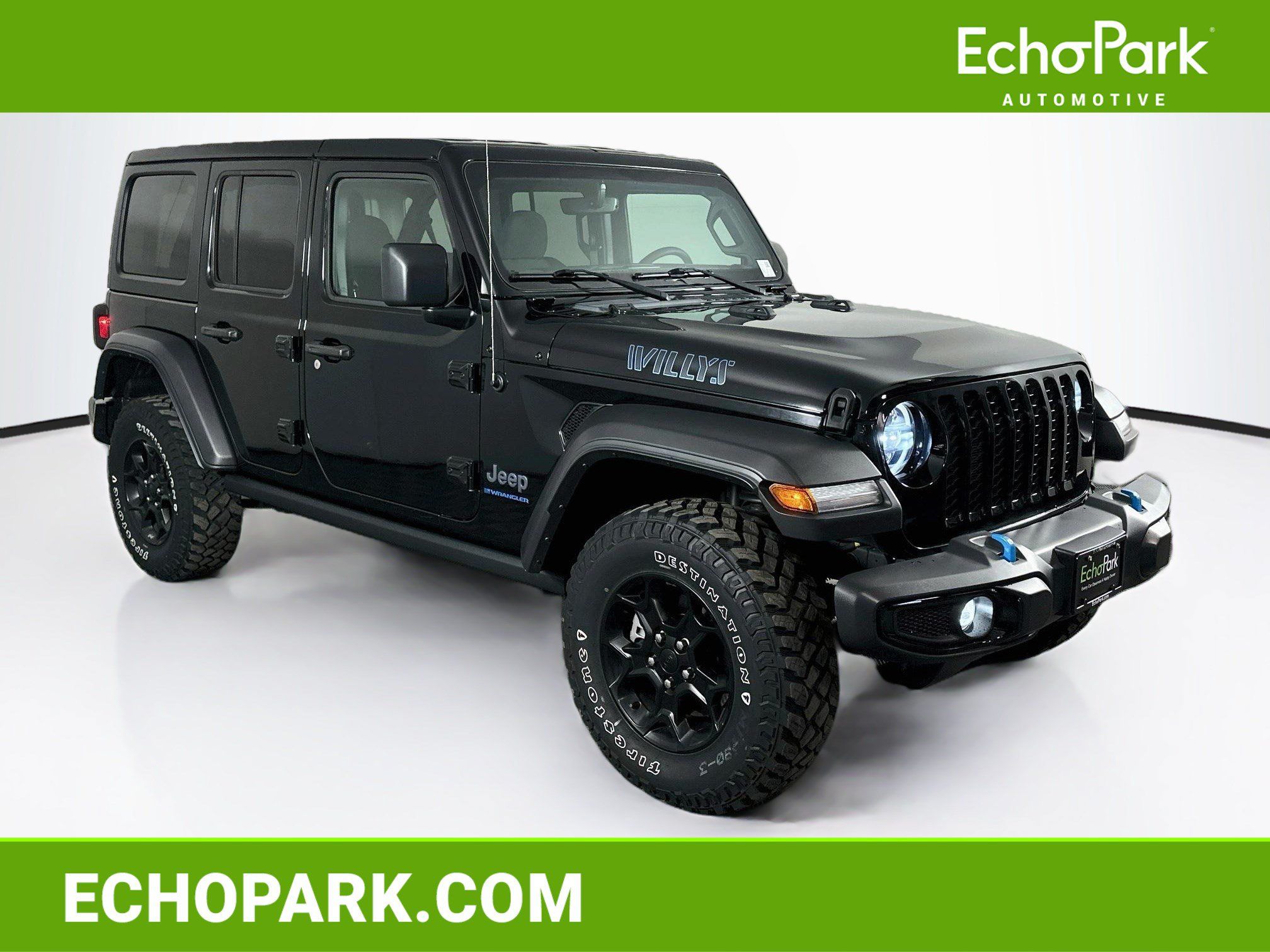 Used 2023 Jeep Wrangler Unlimited w/ Cold Weather Group AWD/4WD image 1