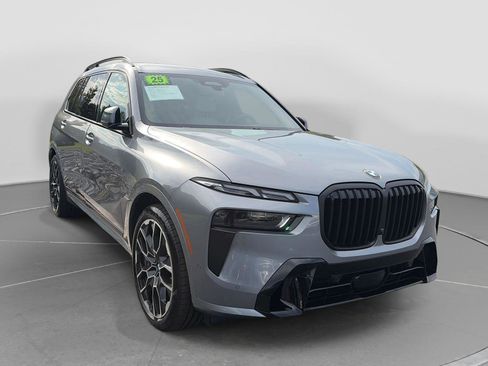 Used 2025 BMW X7 xDrive40i w/ Executive Package AWD/4WD image 7