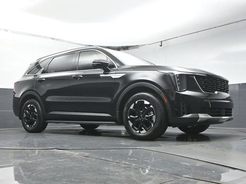 Used 2025 Kia Sorento S FWD image 41