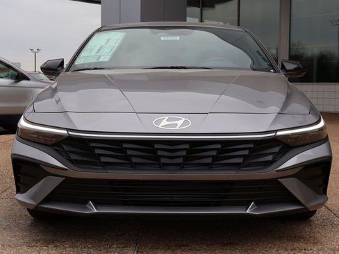 New 2026 Hyundai Elantra Sport FWD image 8