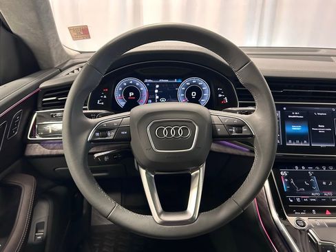 Used 2022 Audi Q8 Prestige AWD/4WD image 8
