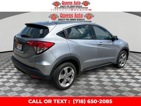 Used 2019 Honda HR-V LX image 7
