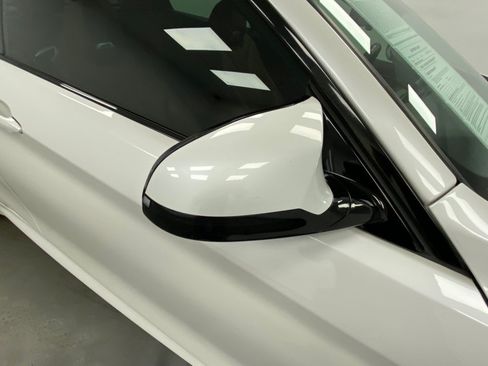 Used 2016 BMW M4 Convertible RWD image 25