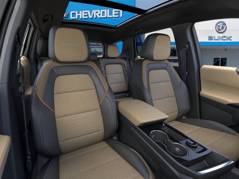 New 2027 Chevrolet Equinox ACTIV w/ Safety and Technology Package AWD/4WD image 16