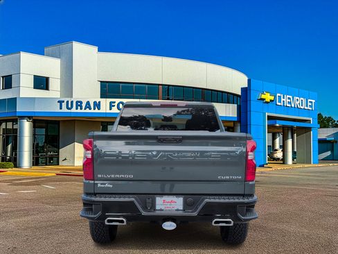 New 2026 Chevrolet Silverado 1500 Custom Trail Boss image 4