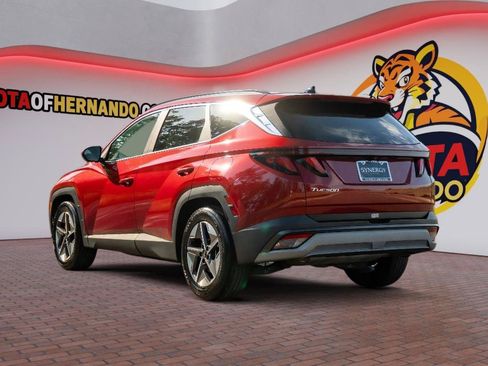Used 2025 Hyundai Tucson SEL FWD image 8