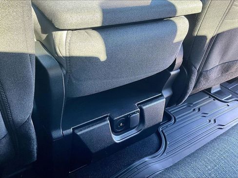 New 2026 Ford F150 XLT w/ XLT Chrome Appearance Package image 18