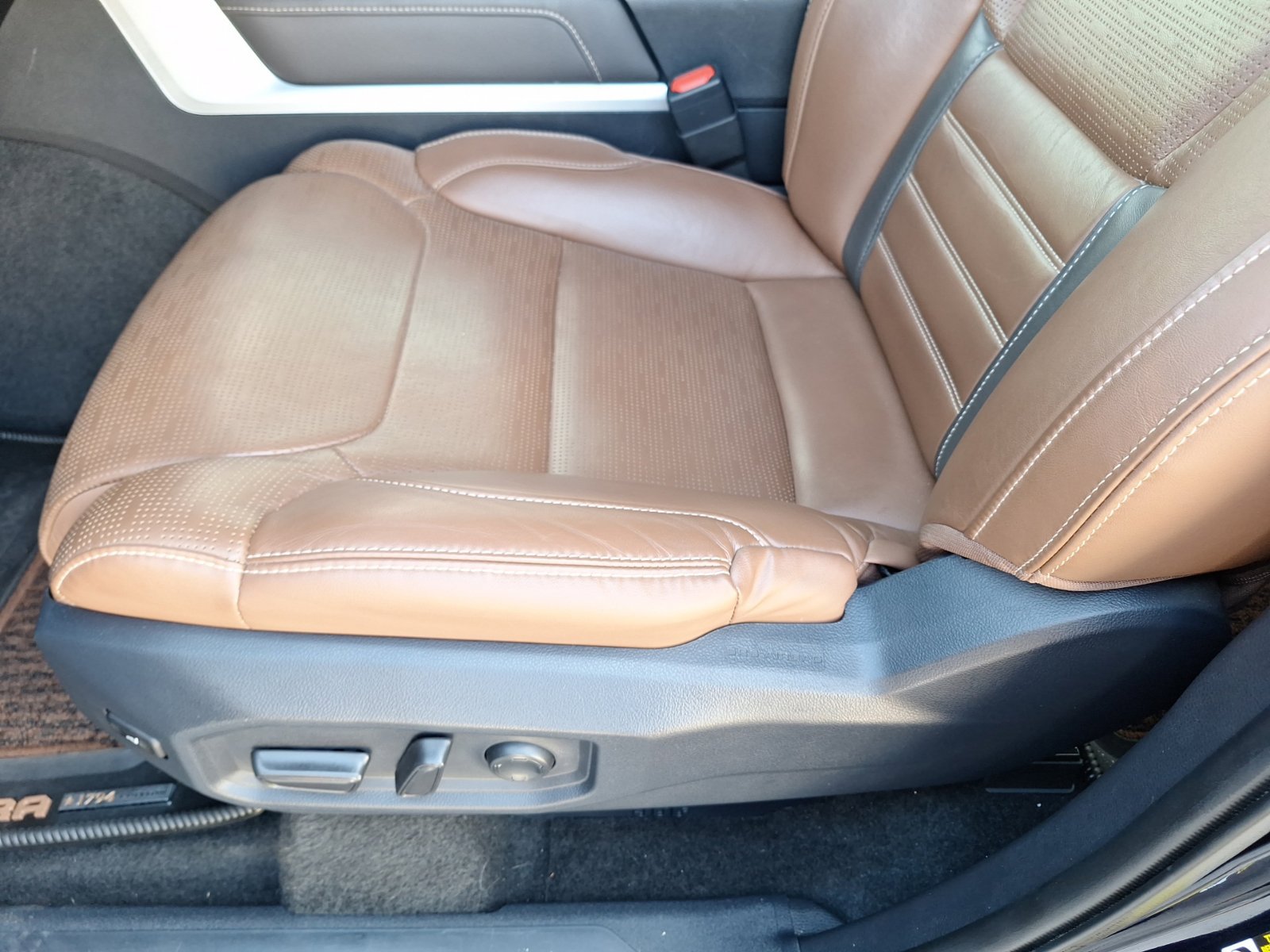 Used 2024 Toyota Tundra 1794 Edition AWD/4WD image 17