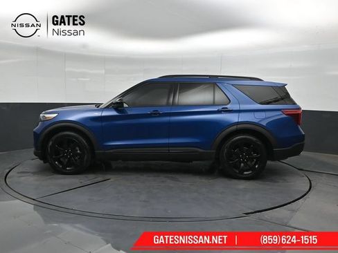 Used 2023 Ford Explorer ST-Line w/ Class IV Trailer Tow Package AWD/4WD image 7